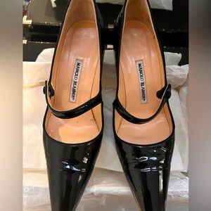 Manolo Blahnik Black Patent Leather Maryjane